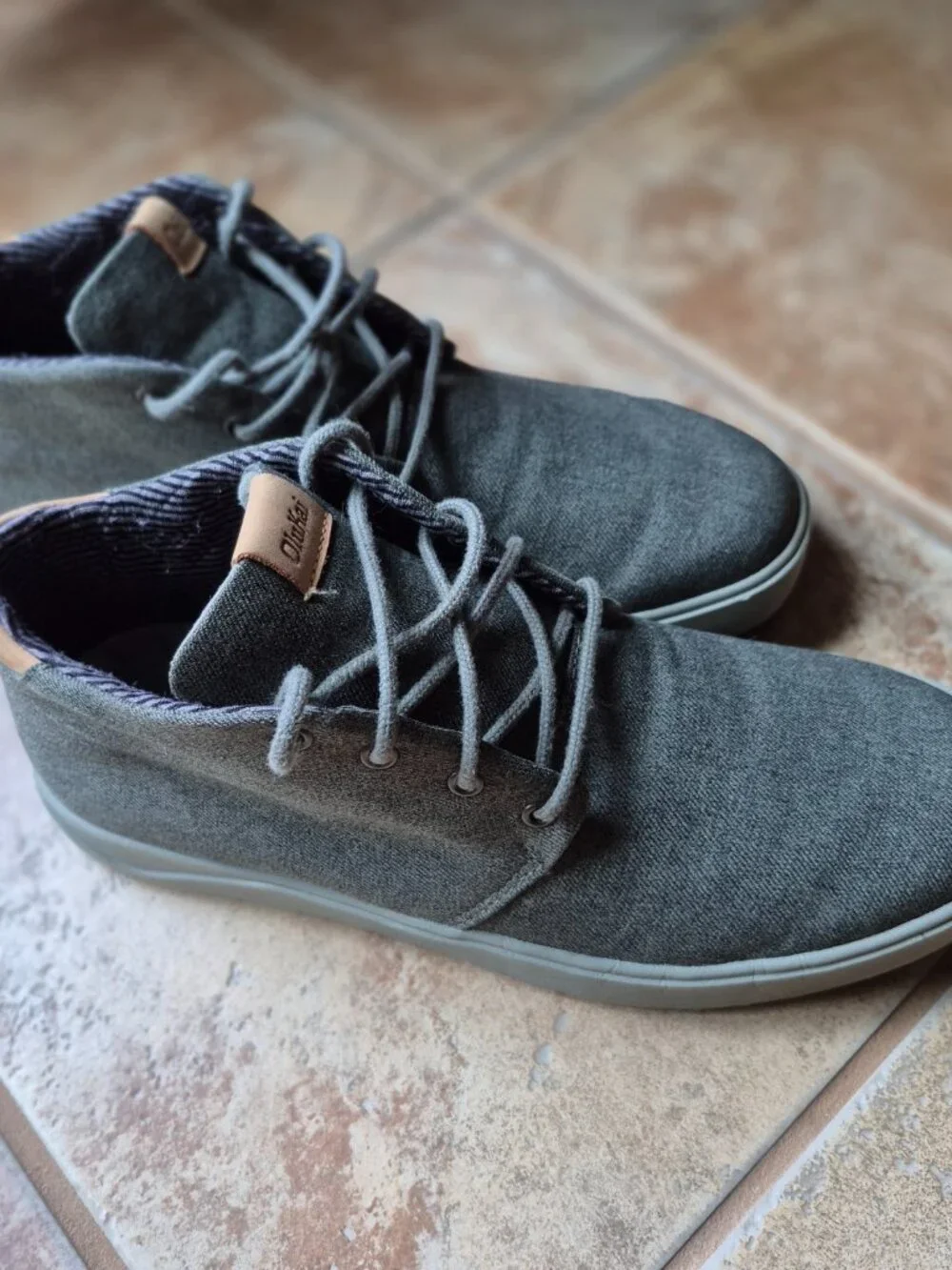 OluKai excellent worn